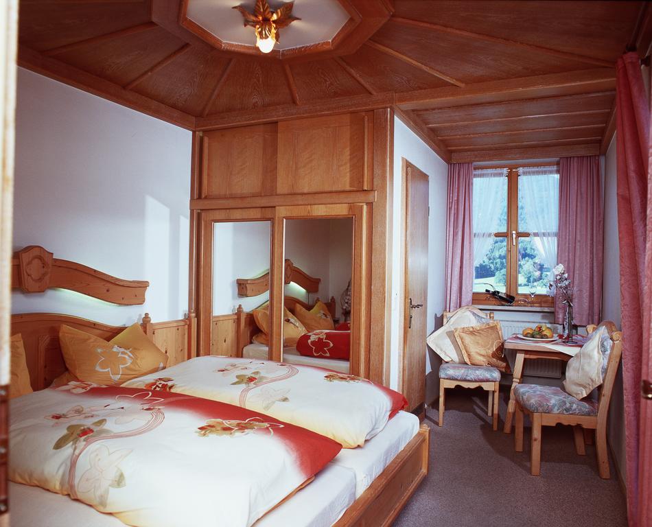 Pension / Ferienwohnungen Ludwig Rimbach  Room photo